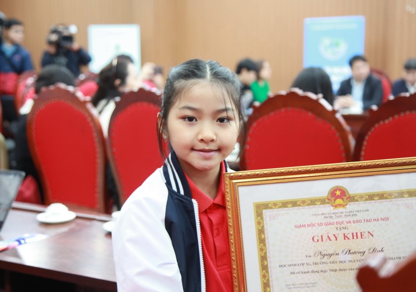 Học sinh Nguyễn Phương Linh.