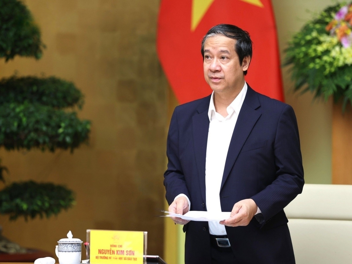 Bộ trưởng Bộ GD&ĐT Nguyễn Kim Sơn phát biểu tại hội nghị