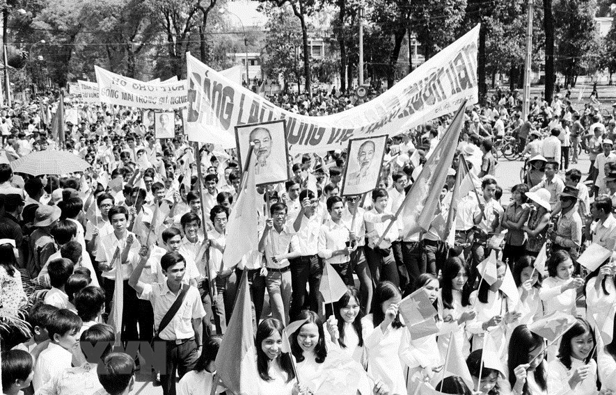 Kỷ niệm 49 năm Ngày giải phóng Miền Nam, thống nhất đất nước (30/4/1975 - 30/4/2024)