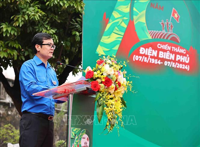 Bí thư thứ nhất Bùi Quang Huy phát biểu tại Lễ xuất quân. Ảnh: TTXVN.