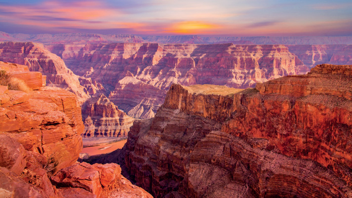 Grand Canyon của Mỹ là hẻm núi lớn
nhất trên hành tinh của chúng ta.