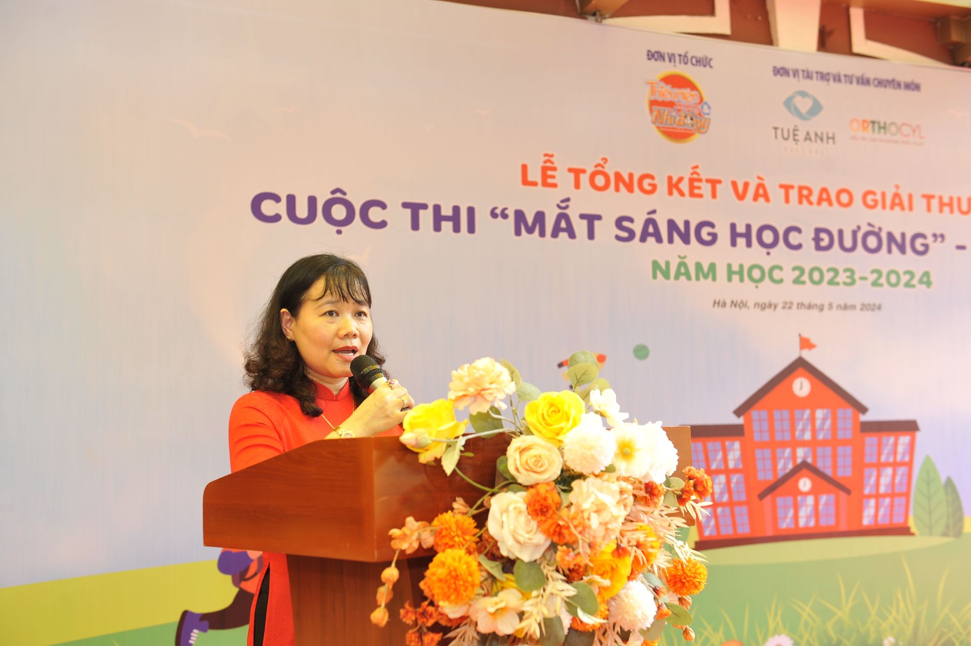Nhà giáo Nguyễn Thị Thu Hiền, Hiệu trưởng trường Tiểu học Lê Ngọc Hân – nhà trường đoạt giải Tập thể Đặc biệt xuất sắc gửi lời cảm ơn tới BTC cuộc thi.