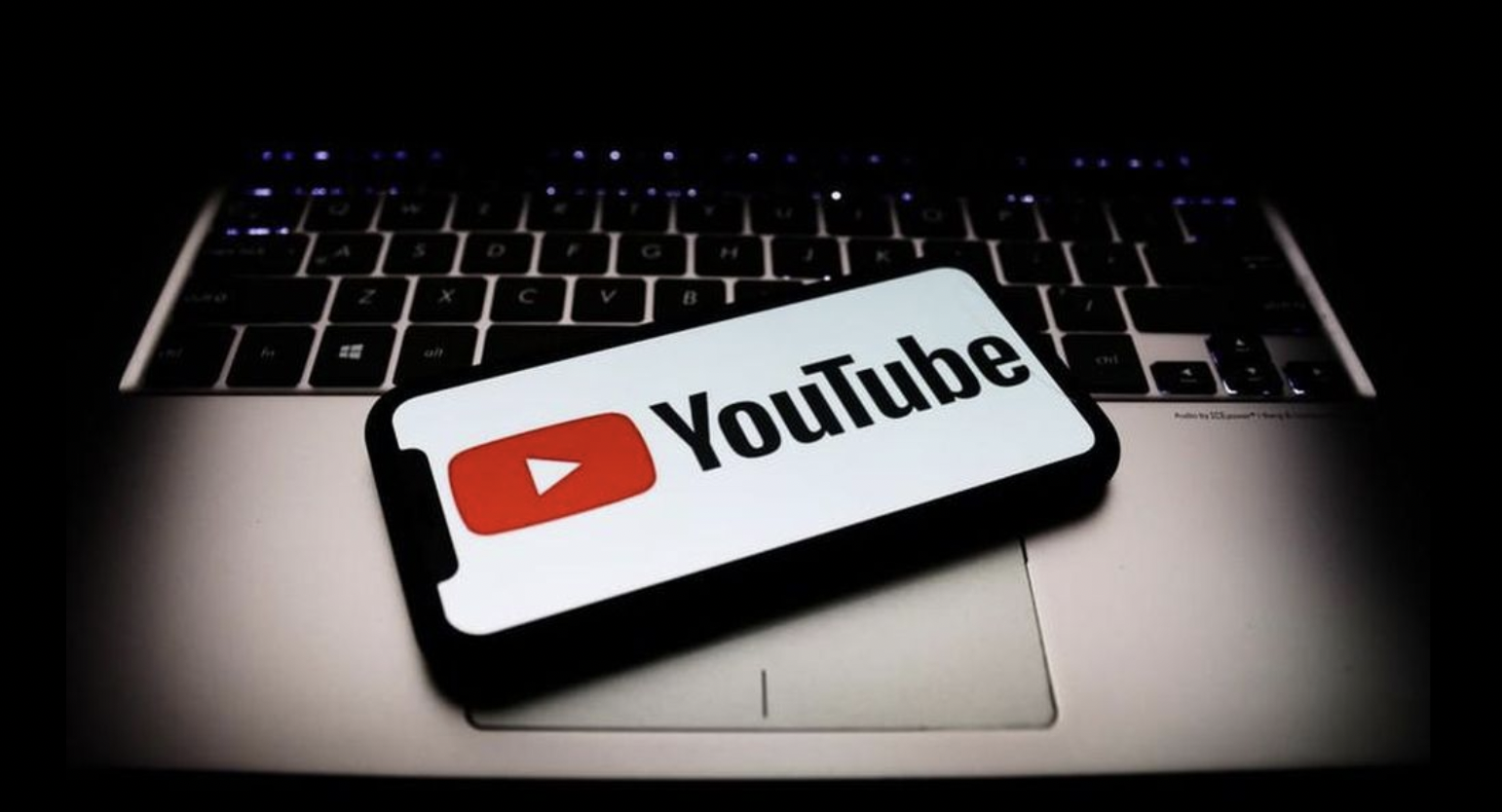 Người dùng YouTube nên tỉnh táo trước các nội dung mang tính chào mời tham gia các loại hình dịch vụ hoặc tải về những ứng dụng không rõ nguồn gốc.