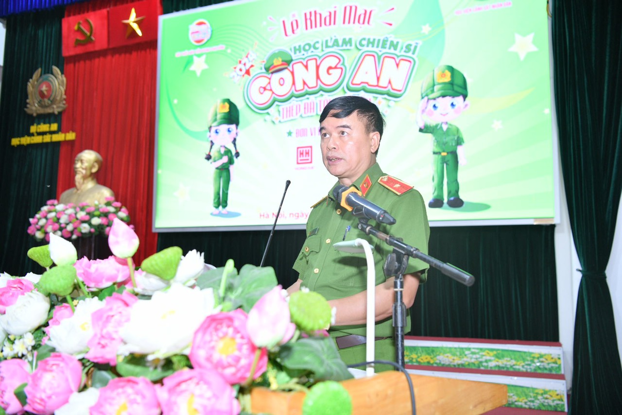 Thiếu tướng, Nguyễn Đắc Hoan - Phó Giám đốc Học viện