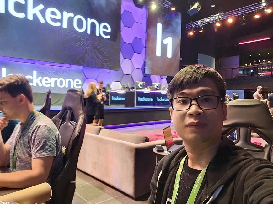 Nguyễn Tuấn Anh đại diện cho Việt Nam tham dự sự kiện “Live Hacking Event” do HackerOne và Tập đoàn Amazon tổ chức tại Mỹ năm 2023, anh tìm ra một lỗ hổng bảo mật nghiêm trọng và được trao thưởng tại sự kiện này