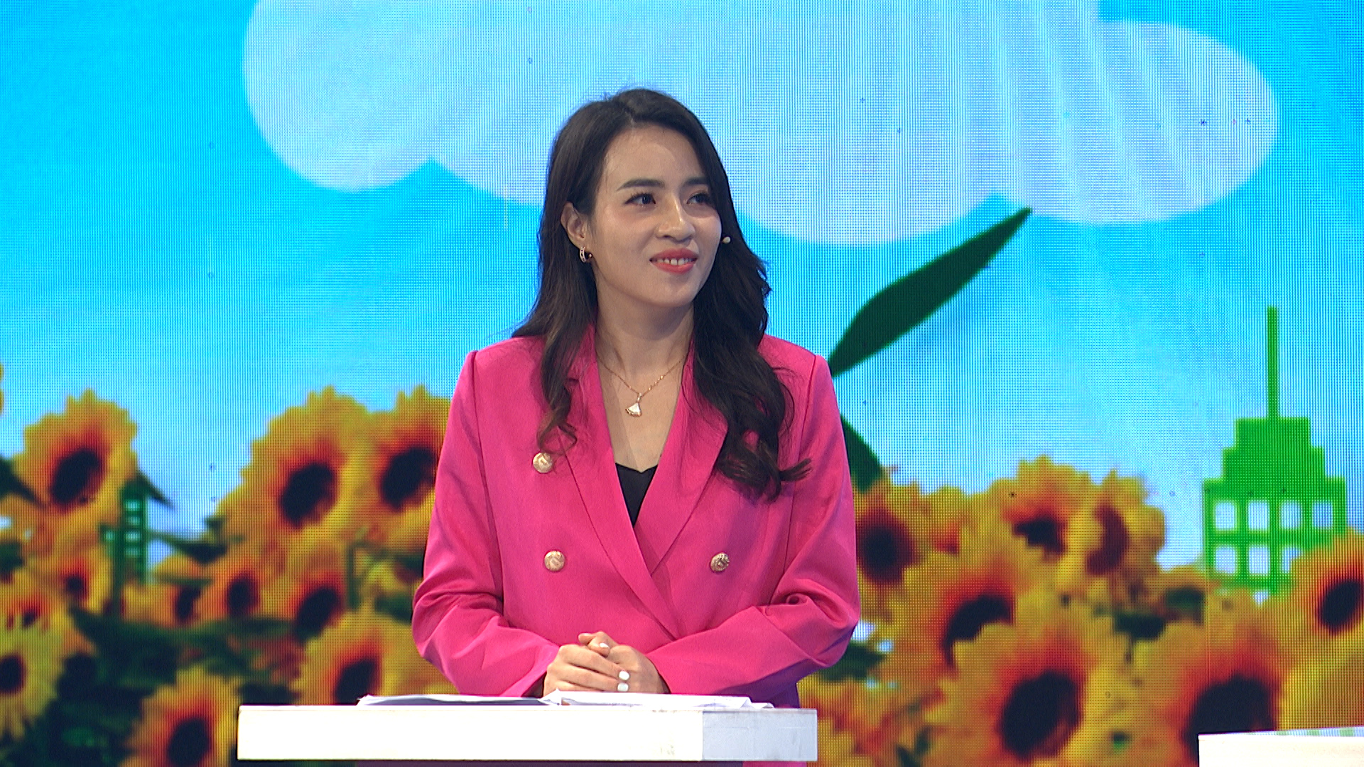 Bà Trần Thị Như Trang, Chủ tịch Hội đồng quản lý Quỹ Vì Tầm vóc Việt: “Trồng một cái cây không thể ngày 1 ngày 2 là có quả, cũng như sự bền bỉ của Quỹ 10 năm qua chính là để hướng đến một môi trường sống lành mạnh cho những đứa trẻ hạnh phúc”