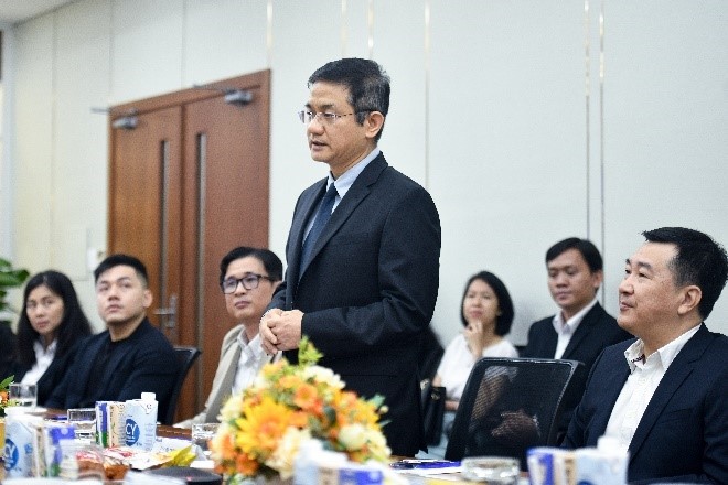 Ông Nguyễn Quang Trí, Giám đốc Điều hành Vinamilk, phát biểu về những định hướng cho hợp tác chiến lược trong buổi lễ kí kết. Ảnh: Vi Nam