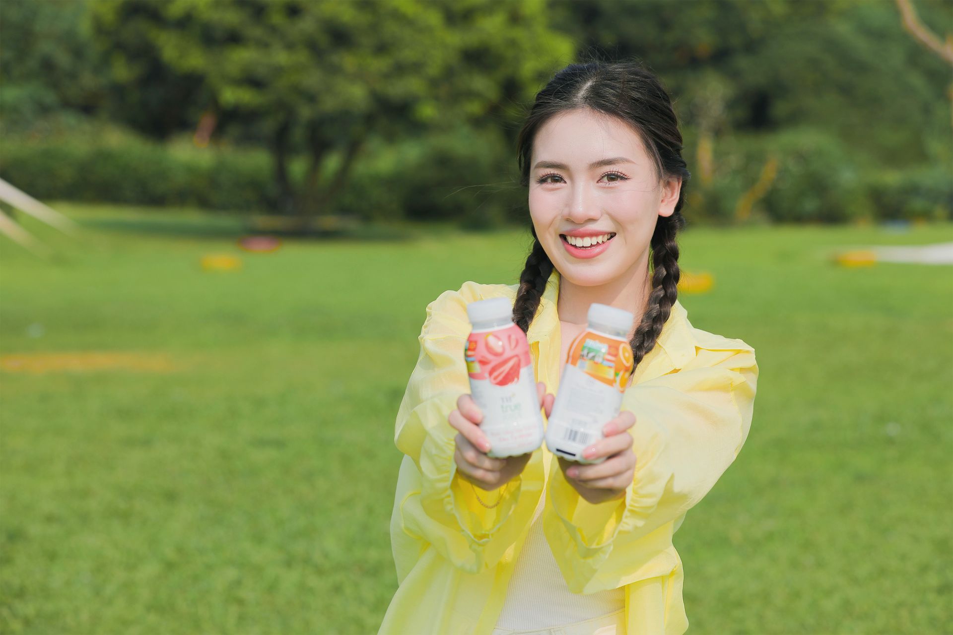 Nước uống sữa trái cây TH true JUICE milk cung cấp năng lượng hoàn toàn từ thiên nhiên.