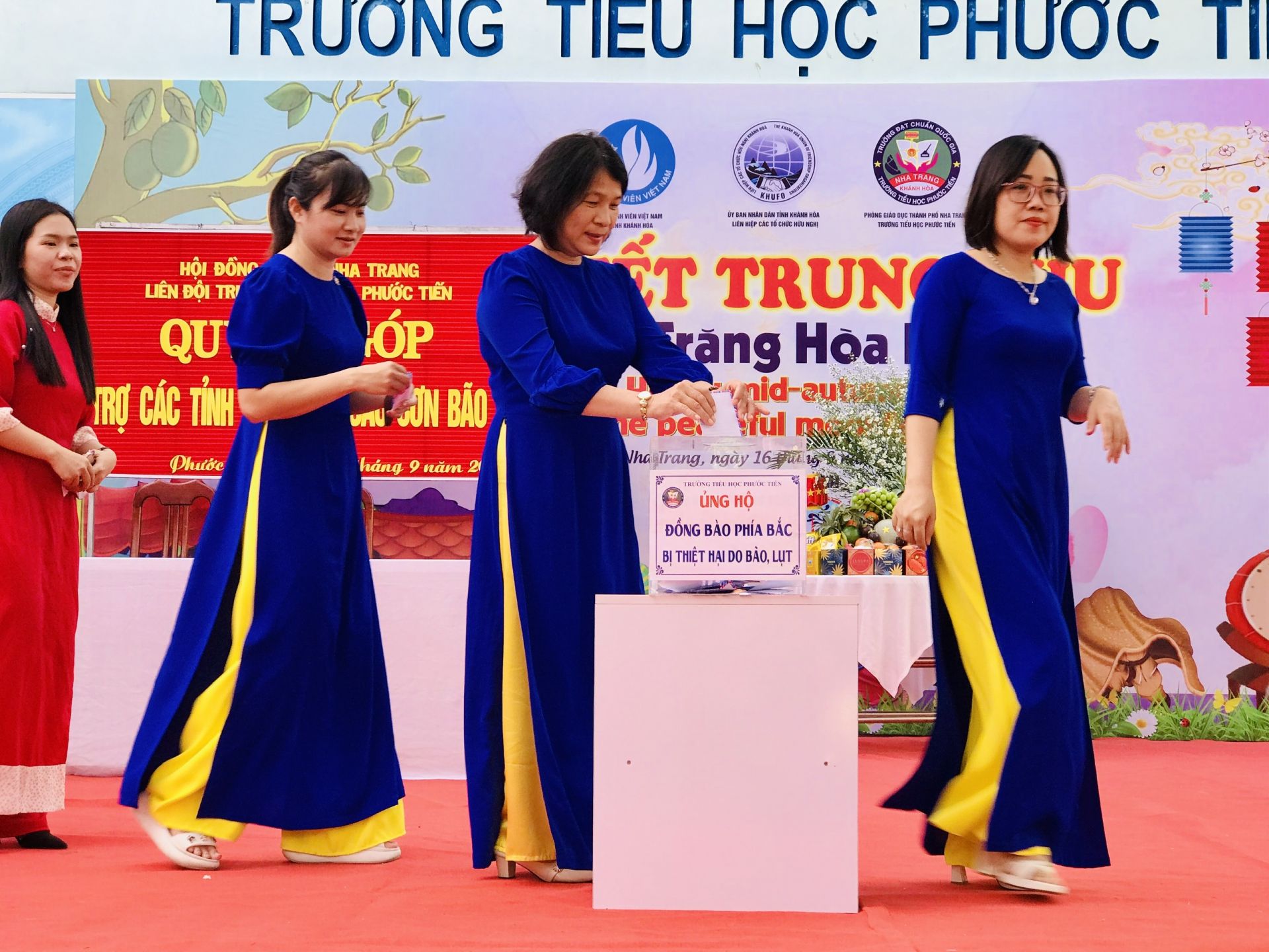 Tinh thần tương thân, tương ái tại trường Tiểu học Phước Tiến.