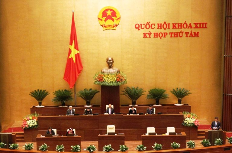 Quốc hội khoá XIII, kỳ họp thứ 8 đã thông qua Nghị quyết 88 về Đổi mới chương trình, SGK phổ thông.