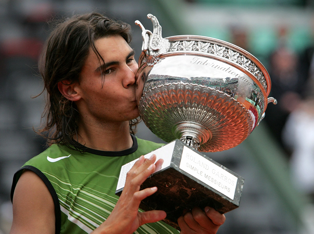 Ngày 5/6/2005, tại Paris, Rafael Nadal đánh bại Mariano Puerta với tỷ số 6-7, 6-3, 6-1, 7-5, để lần đầu tiên vô địch Roland Garros khi vừa tròn 19 tuổi.