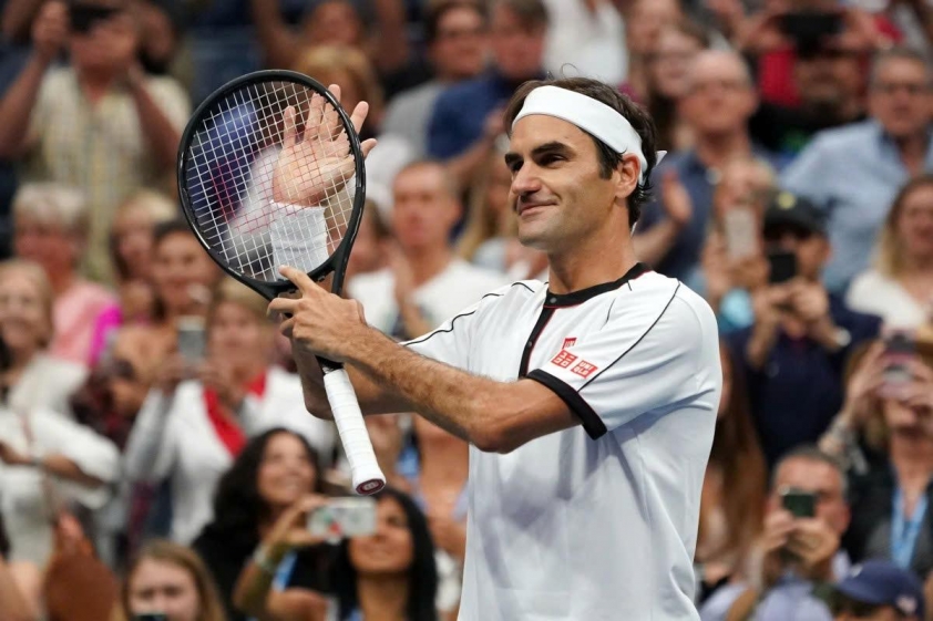 Huyền thoại Roger Federer luôn được biết đến với phong cách thi đấu điềm tĩnh và lãng tử