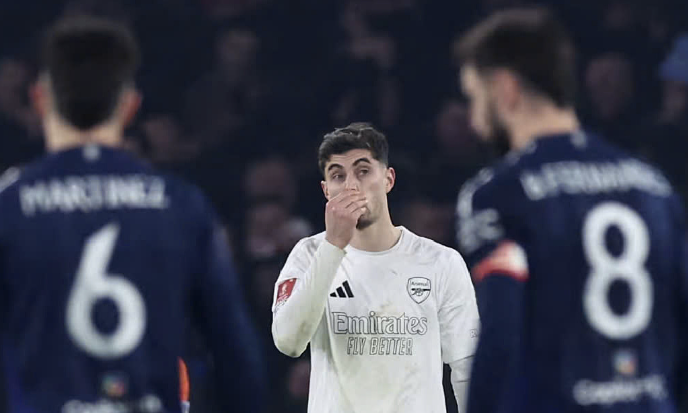 Kai Havertz sau khi sút hỏng luân lưu ở trận Arsenal thua Man Utd 3-5 trên loạt đá luân lưu vòng 3 Cup FA.