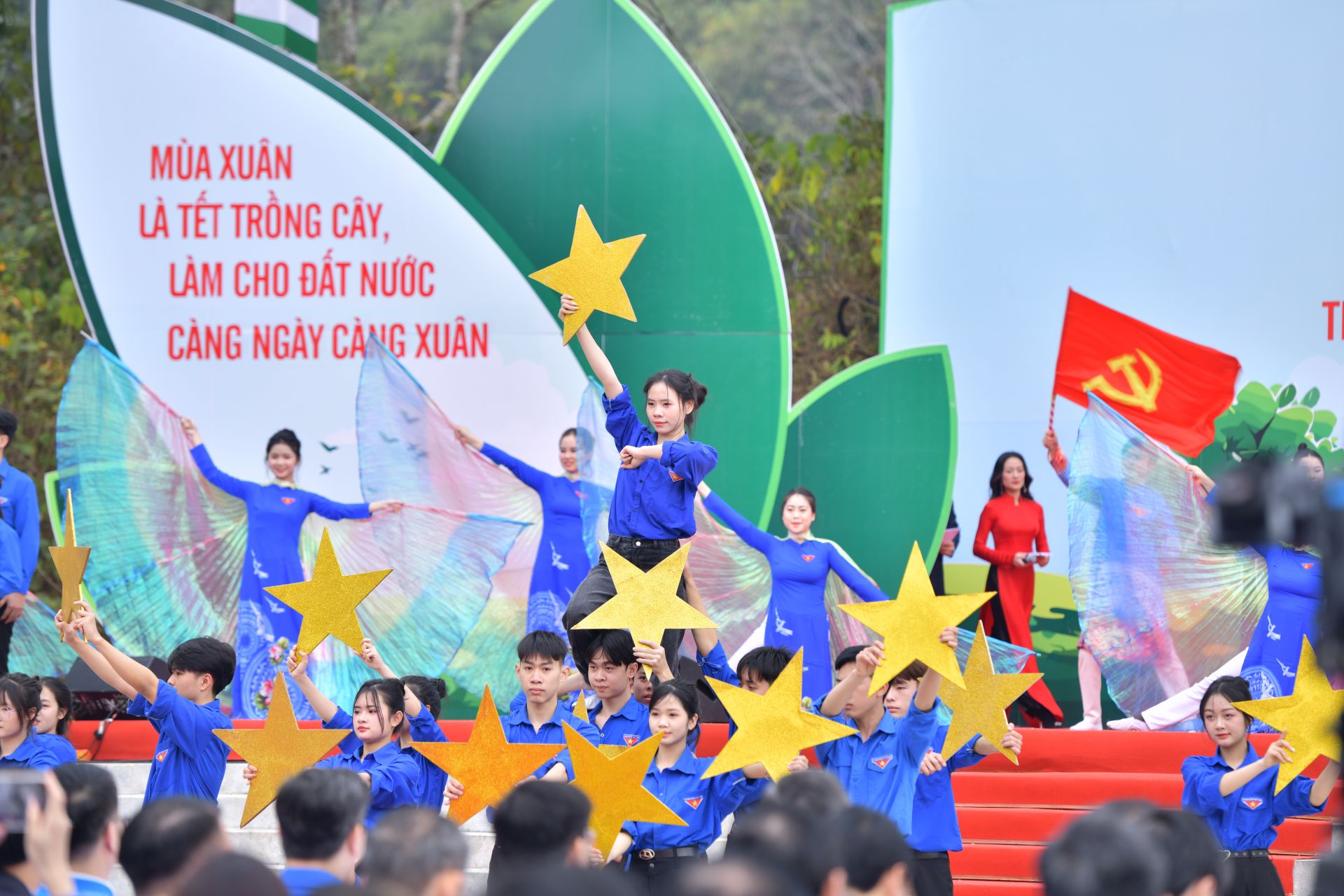 Chương trình nghệ thuật chào mừng Lễ phát động Tết trồng cây năm 2025