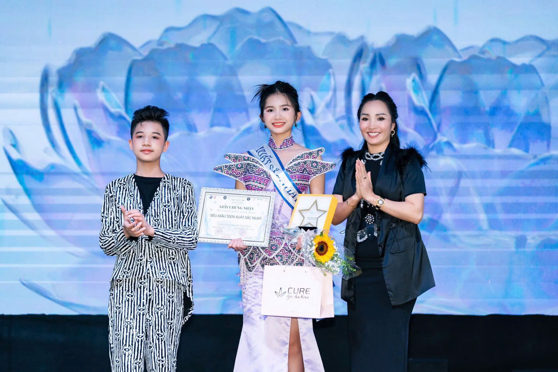 Thí sinh Nguyễn Huỳnh Yến Trang là gương mặt để lại nhiều ấn tượng tại đêm chung kết Thí sinh Nguyễn Huỳnh Yến Trang là gương mặt để lại nhiều ấn tượng tại đêm chung kết