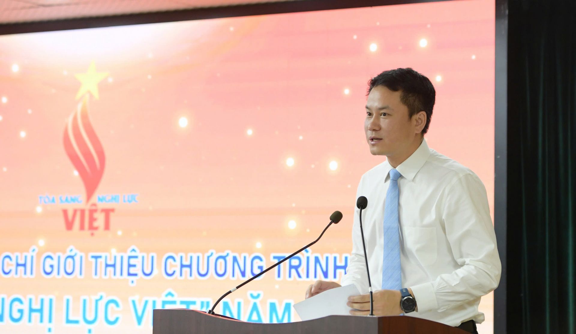 Anh Nguyễn Kim Quy phát biểu tại chương trình Anh Nguyễn Kim Quy phát biểu tại chương trình
