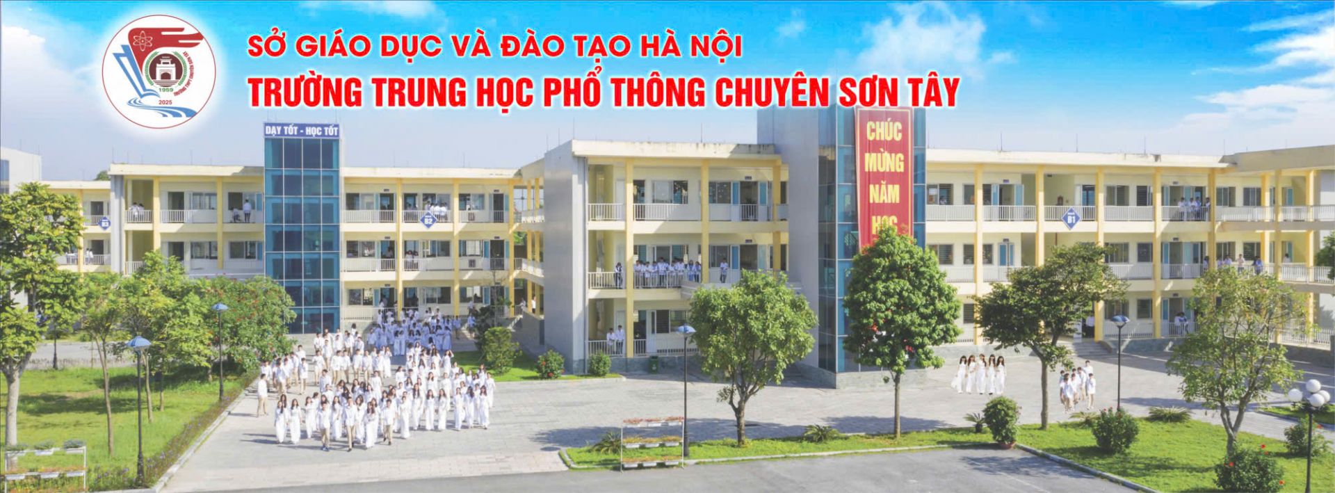 Trường THPT chuyên Sơn Tây, nơi ươm mầm nhiều tài năng trong các lĩnh vực Trường THPT chuyên Sơn Tây, nơi ươm mầm nhiều tài năng trong các lĩnh vực