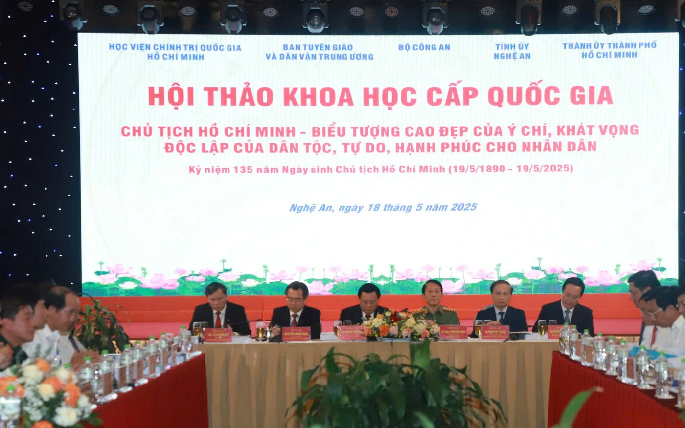 Quang cảnh Hội thảo Quang cảnh Hội thảo