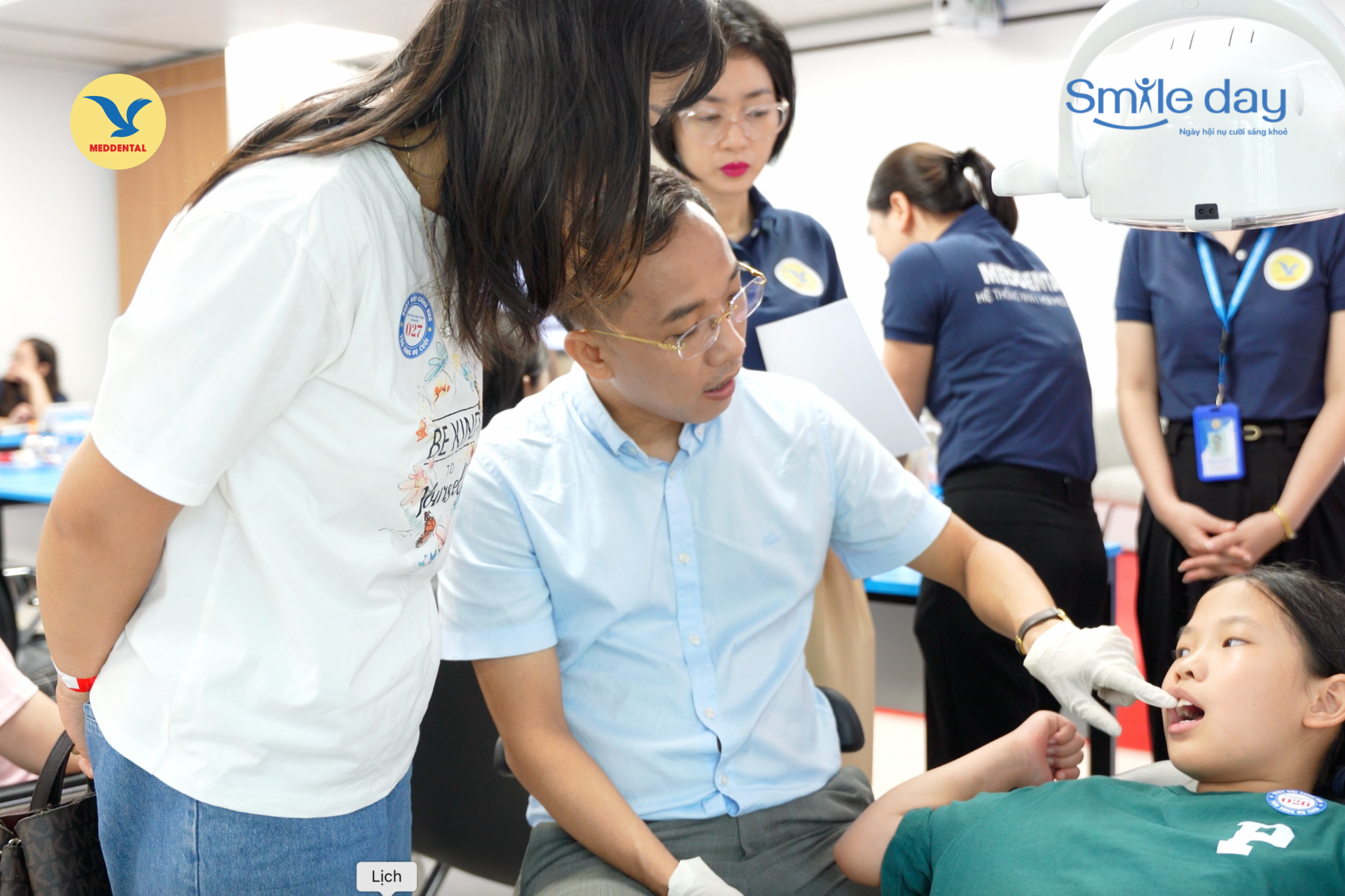 Phát hiện sớm tình trạng răng miệng nhờ thăm khám định kỳ 6 tháng 1 lần Phát hiện sớm tình trạng răng miệng nhờ thăm khám định kỳ 6 tháng 1 lần