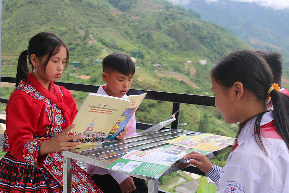 Thư viện “Nâng cánh ước mơ” góp phần đem lại nguồn tri thức mới cho thiếu nhi vùng cao Thư viện “Nâng cánh ước mơ” góp phần đem lại nguồn tri thức mới cho thiếu nhi vùng cao
