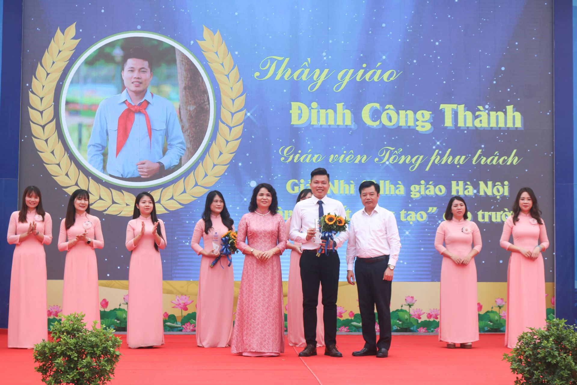 Trường Tiểu học Trung Yên vinh danh các thầy cô có thành tích xuất sắc trong giảng dạy