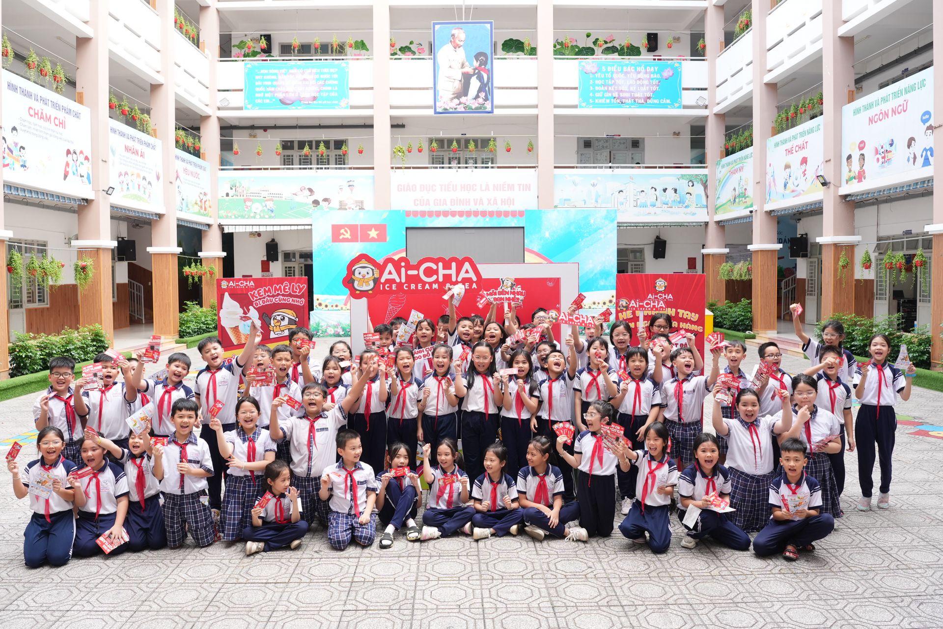 Chơi trò chơi và nhận quà thật vui