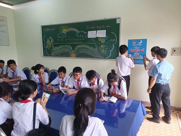 Thư viện số miễn phí – Cánh cửa tri thức mở ra với học sinh vùng cao