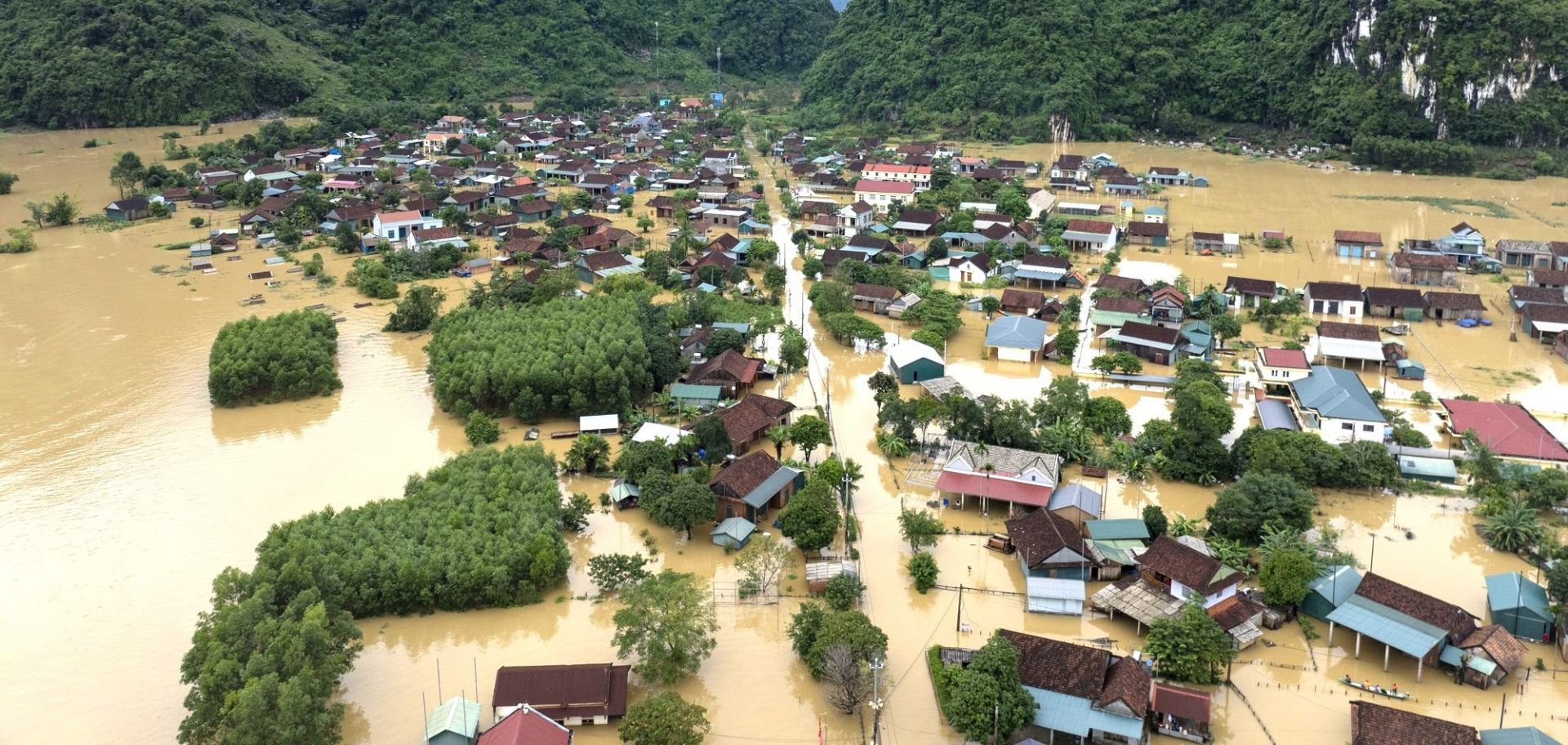 Phòng chống dịch bệnh sau mưa lũ