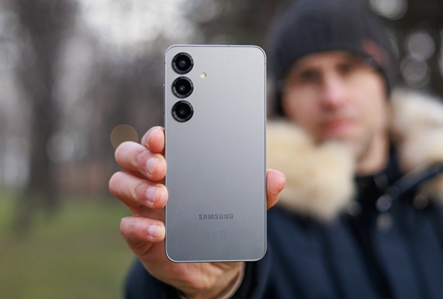 Galaxy S25 nhận bản cập nhật mở đường cho One UI 8