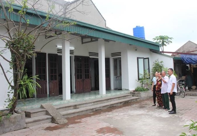 Những ngôi nhà mới kiên cố được xây dựng tại Kim Sơn Những ngôi nhà mới kiên cố được xây dựng tại Kim Sơn