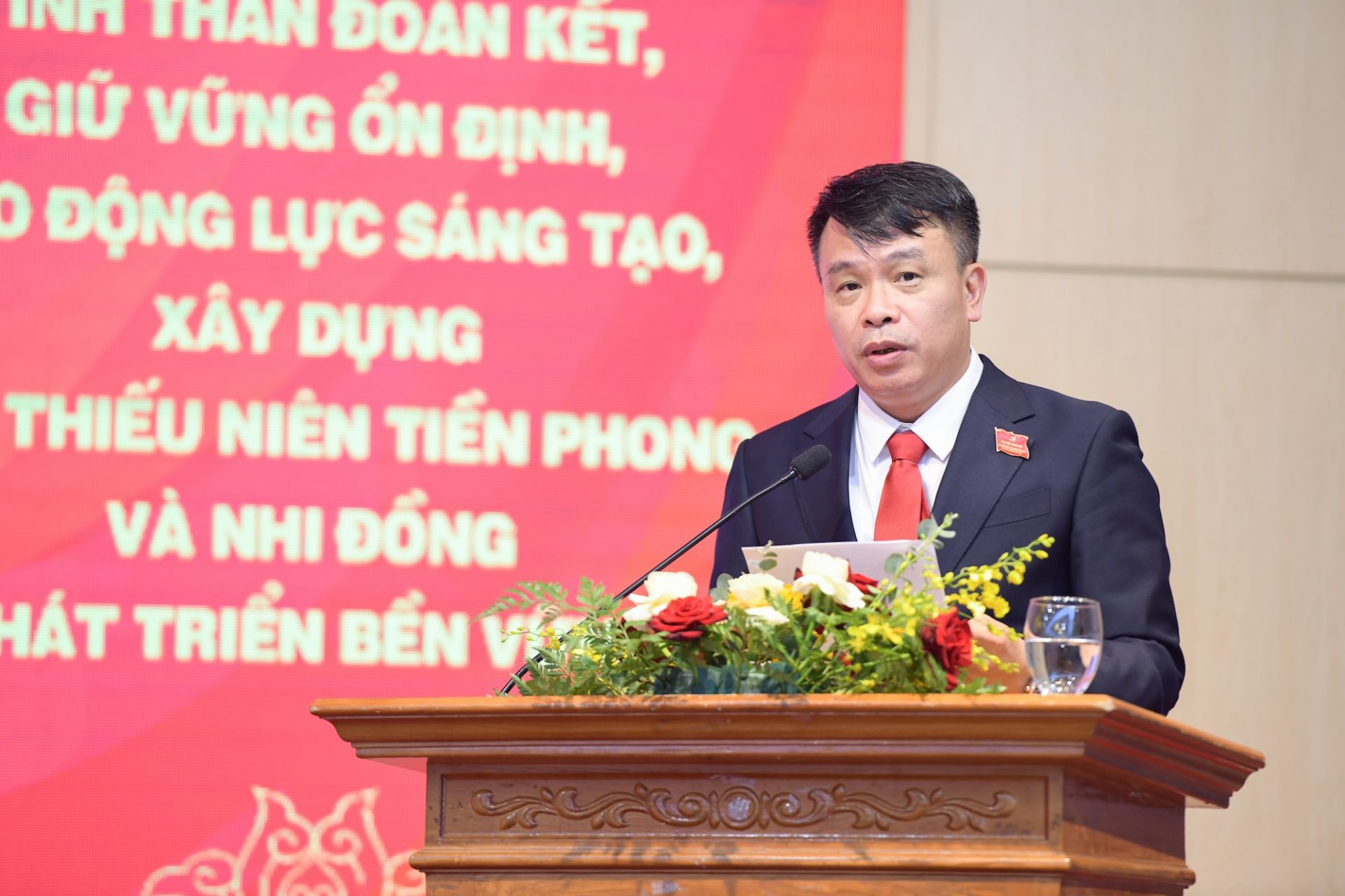 Bí thư Đảng ủy, Tổng Biên tập Báo TNTP&NĐ Nguyễn Phan Khuê phát biểu đáp từ tại Đại hội