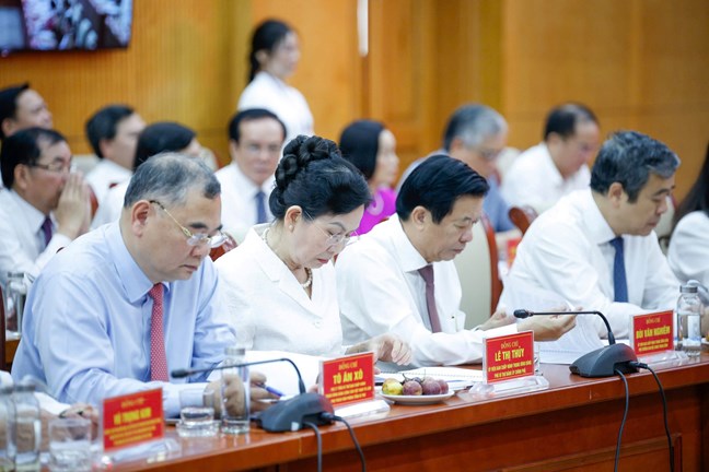 Các đại biểu tham dự Các đại biểu tham dự