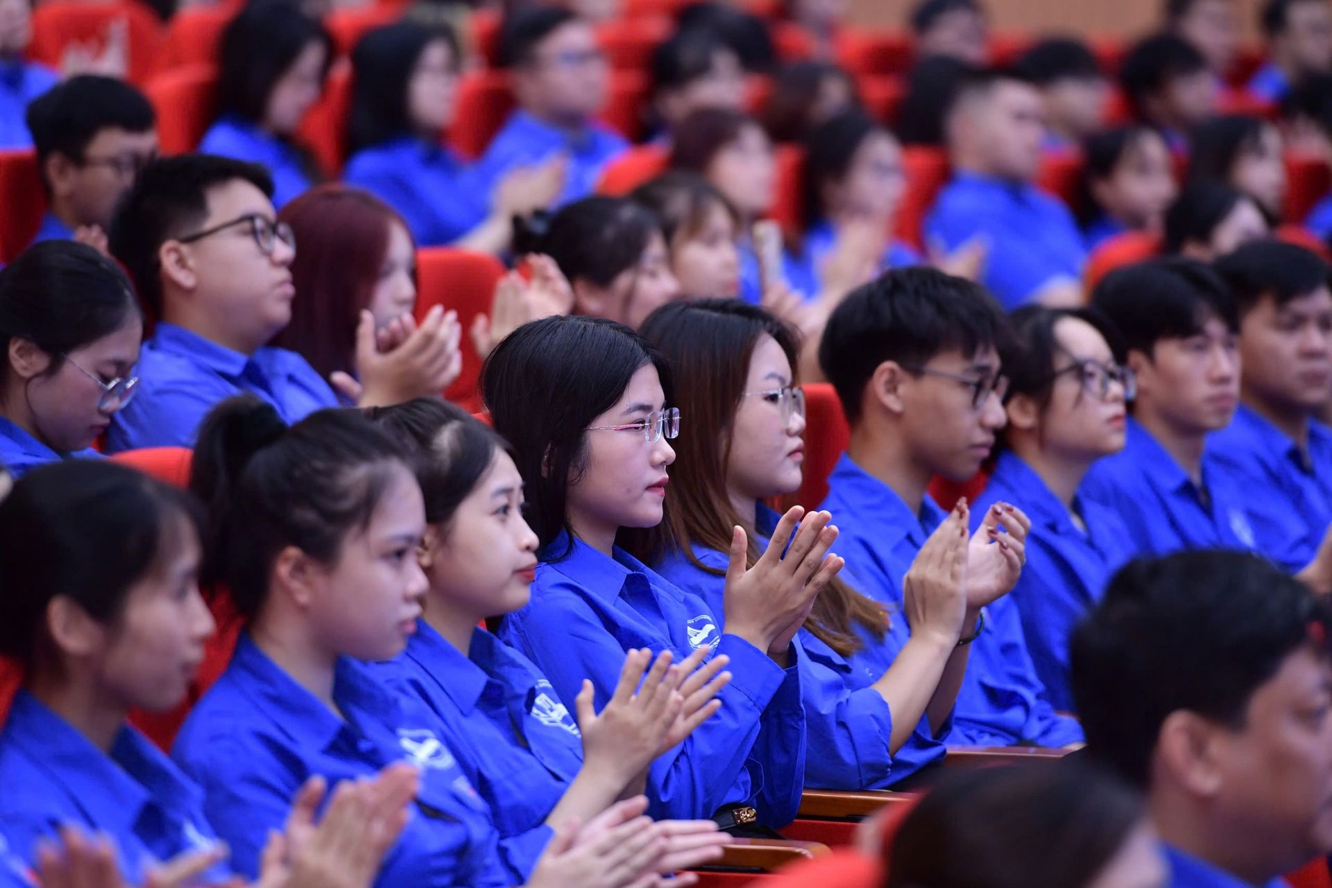 Đoàn viên, thanh niên tham gia hoạt động Đoàn viên, thanh niên tham gia hoạt động