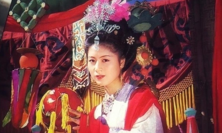 Nữ phụ chỉ xuất hiện 3 phút trong “Tây Du Ký 1986” nhận cát-xê cao nhất đoàn phim
