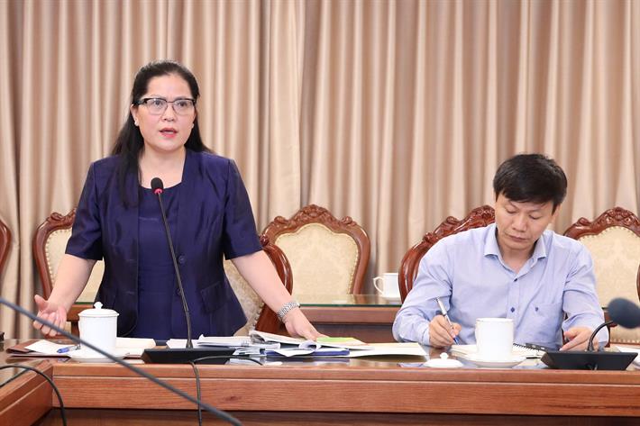 Thứ trưởng Bộ GDĐT Nguyễn Thị Kim Chi phát biểu tại phiên họp Thứ trưởng Bộ GDĐT Nguyễn Thị Kim Chi phát biểu tại phiên họp