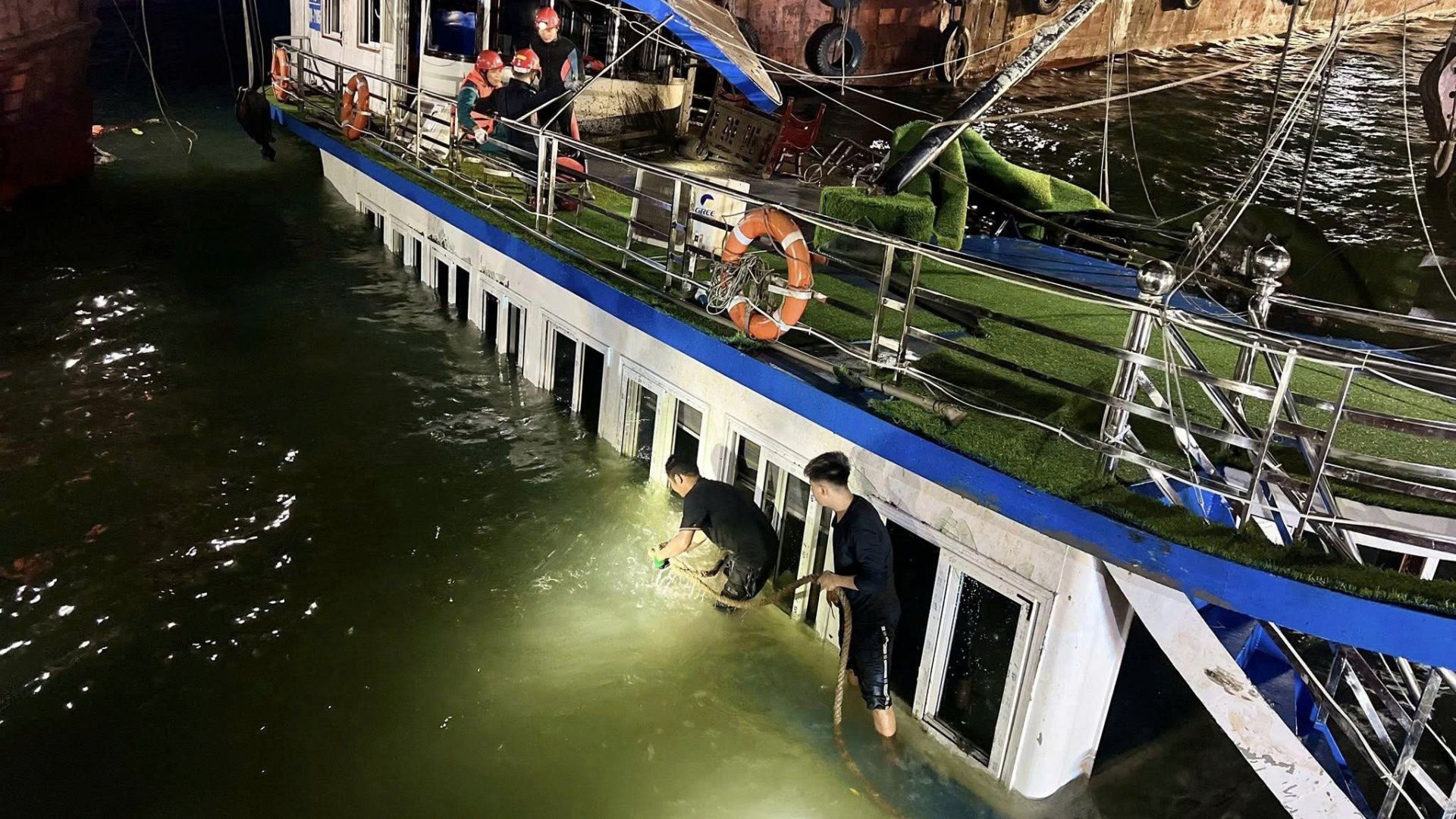 Hơn 20 trẻ em gặp nạn trên tàu Vịnh Xanh 58 - Giá như bạn lưu ý những điều này