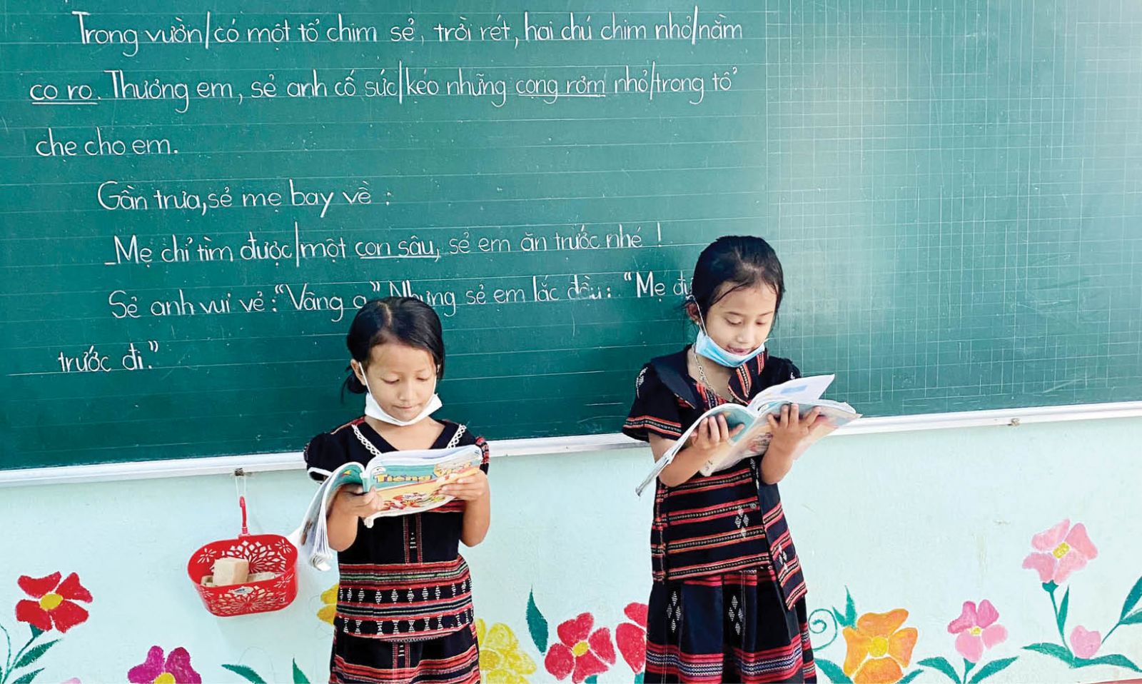 Dạy tiếng Việt cho trẻ em dân tộc thiểu số trước khi vào lớp 1