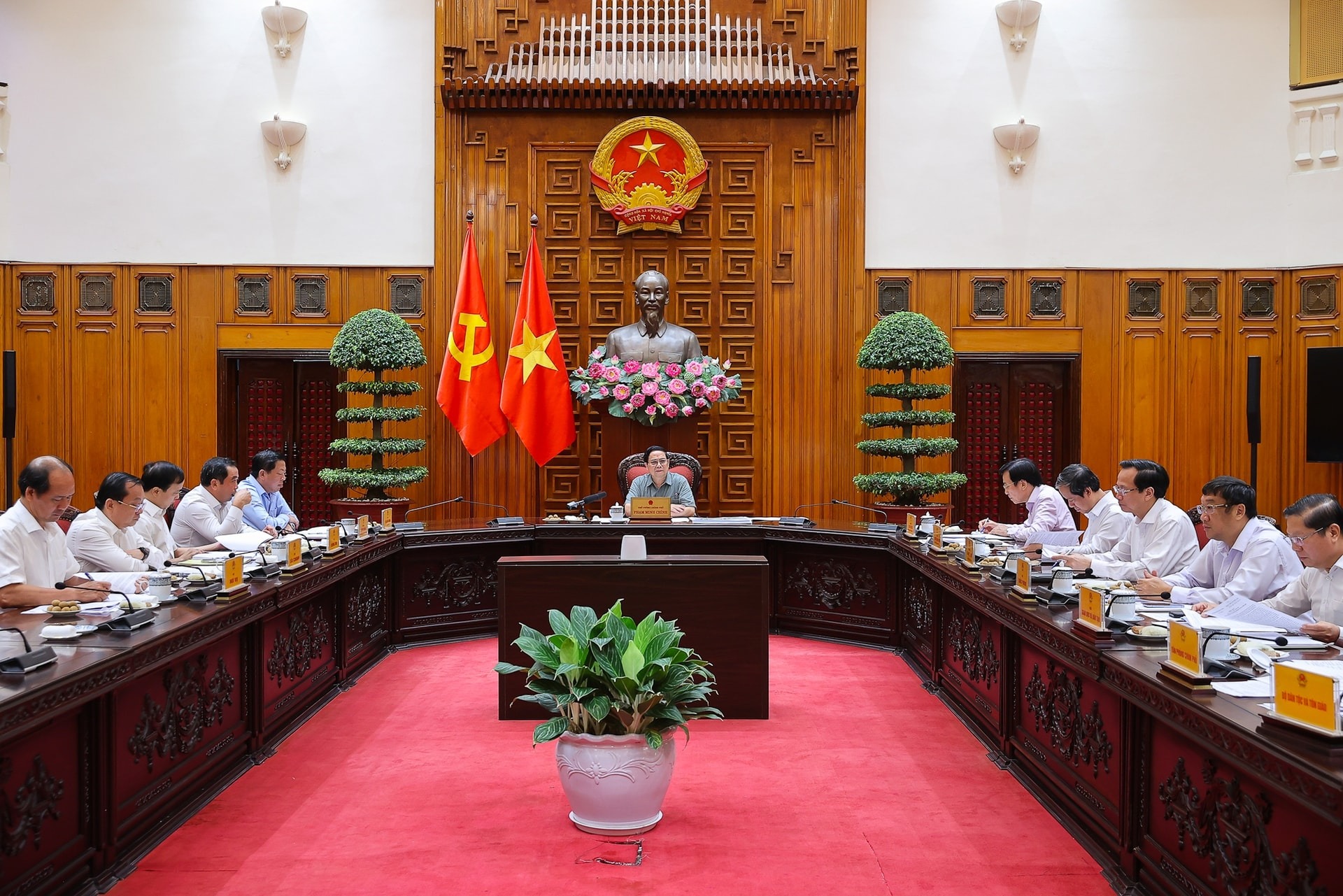 Thủ tướng Chính phủ chủ trì cuộc họp Thủ tướng Chính phủ chủ trì cuộc họp