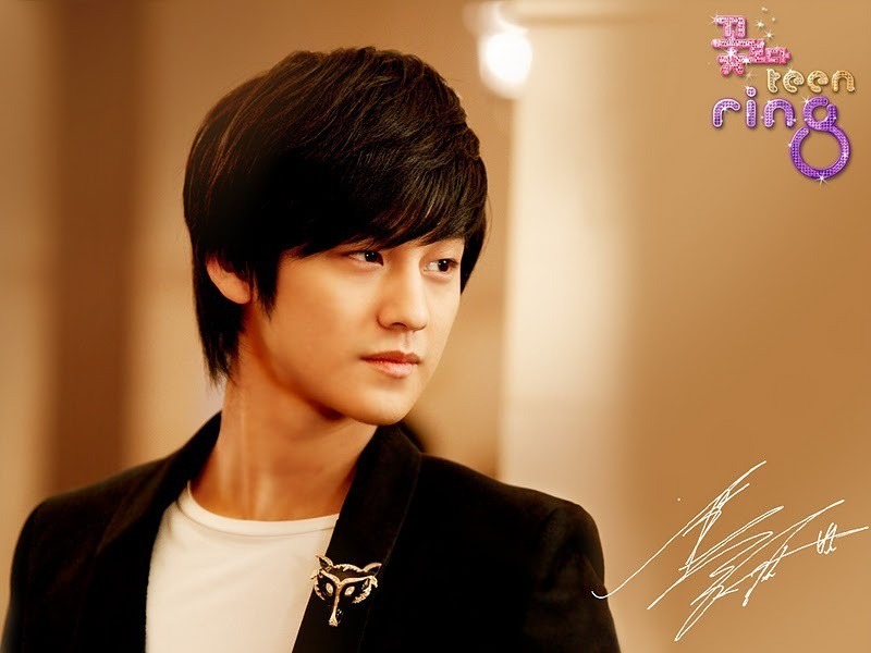 Kim Bum được biết đến rộng rãi tại Việt Nam qua bộ phim Kim Bum được biết đến rộng rãi tại Việt Nam qua bộ phim