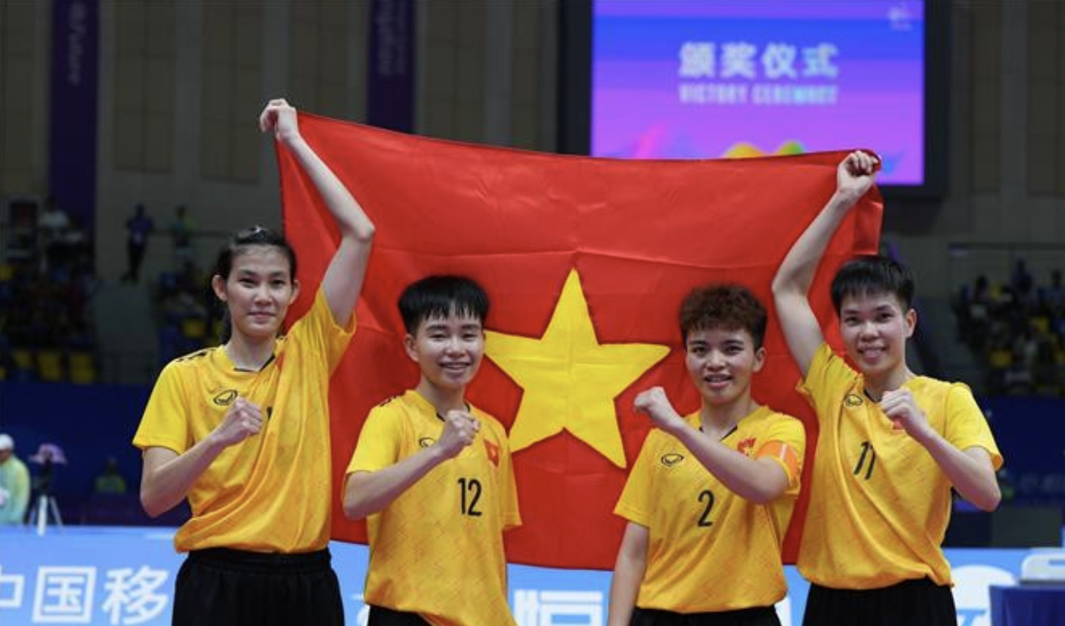 Việt Nam thắng ngược Thái Lan, vô địch cầu mây nữ thế giới 2025