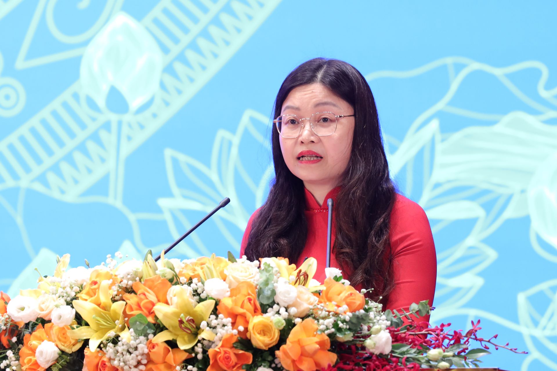 Các đại biểu đóng góp ý kiến tại hội nghị