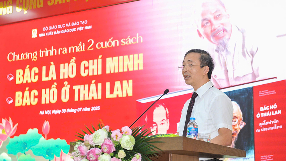 Phó Tổng Giám đốc NXB Giáo dục Việt Nam Nguyễn Chí Bính phát biểu tại chương trình Phó Tổng Giám đốc NXB Giáo dục Việt Nam Nguyễn Chí Bính phát biểu tại chương trình
