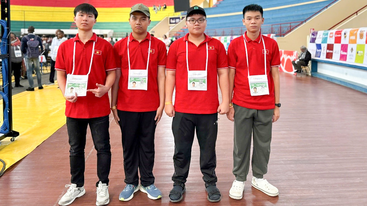 Đội tuyển Olympic Tin học Việt Nam xuất sắc lọt top 8