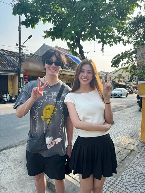 Hoa hậu Tiểu Vy Hoa hậu Tiểu Vy