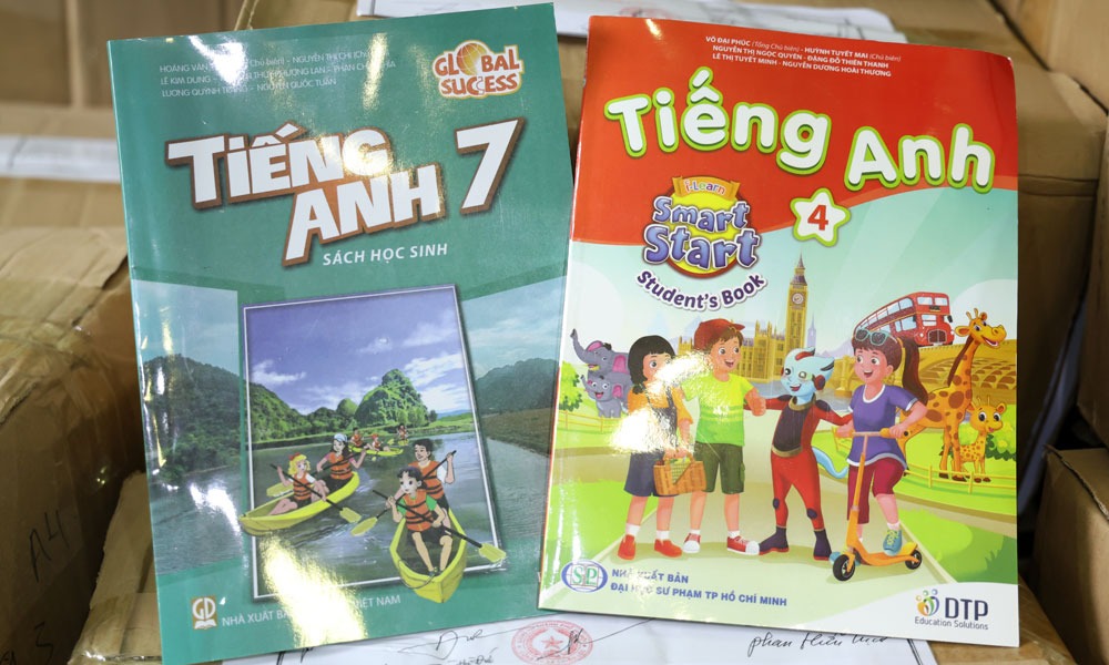 SGK giả được Cơ quan An ninh điều tra tỉnh Bắc Ninh phát hiện SGK giả được Cơ quan An ninh điều tra tỉnh Bắc Ninh phát hiện