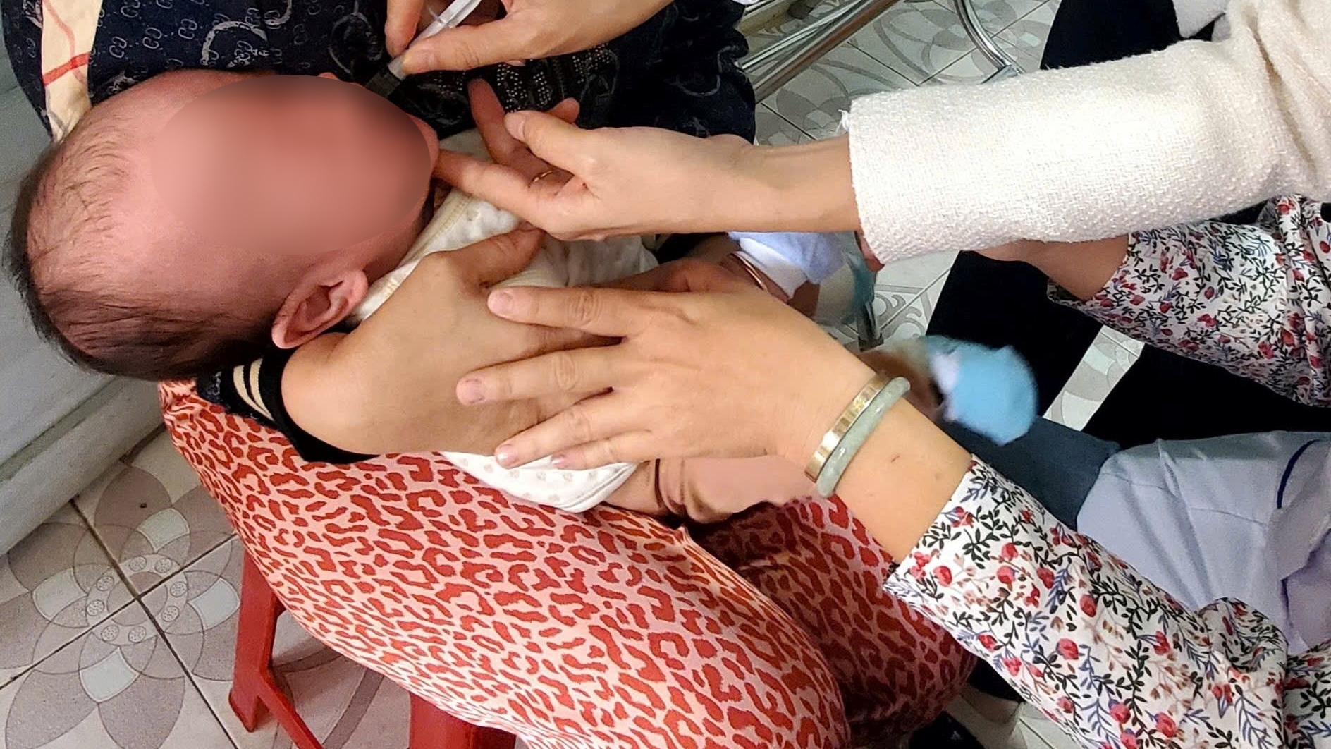 Vắc-xin rota dạng uống đã được cung cấp cho trẻ em từ 2 đến 5 tháng tuổi ở 27/34 tỉnh, thành phố