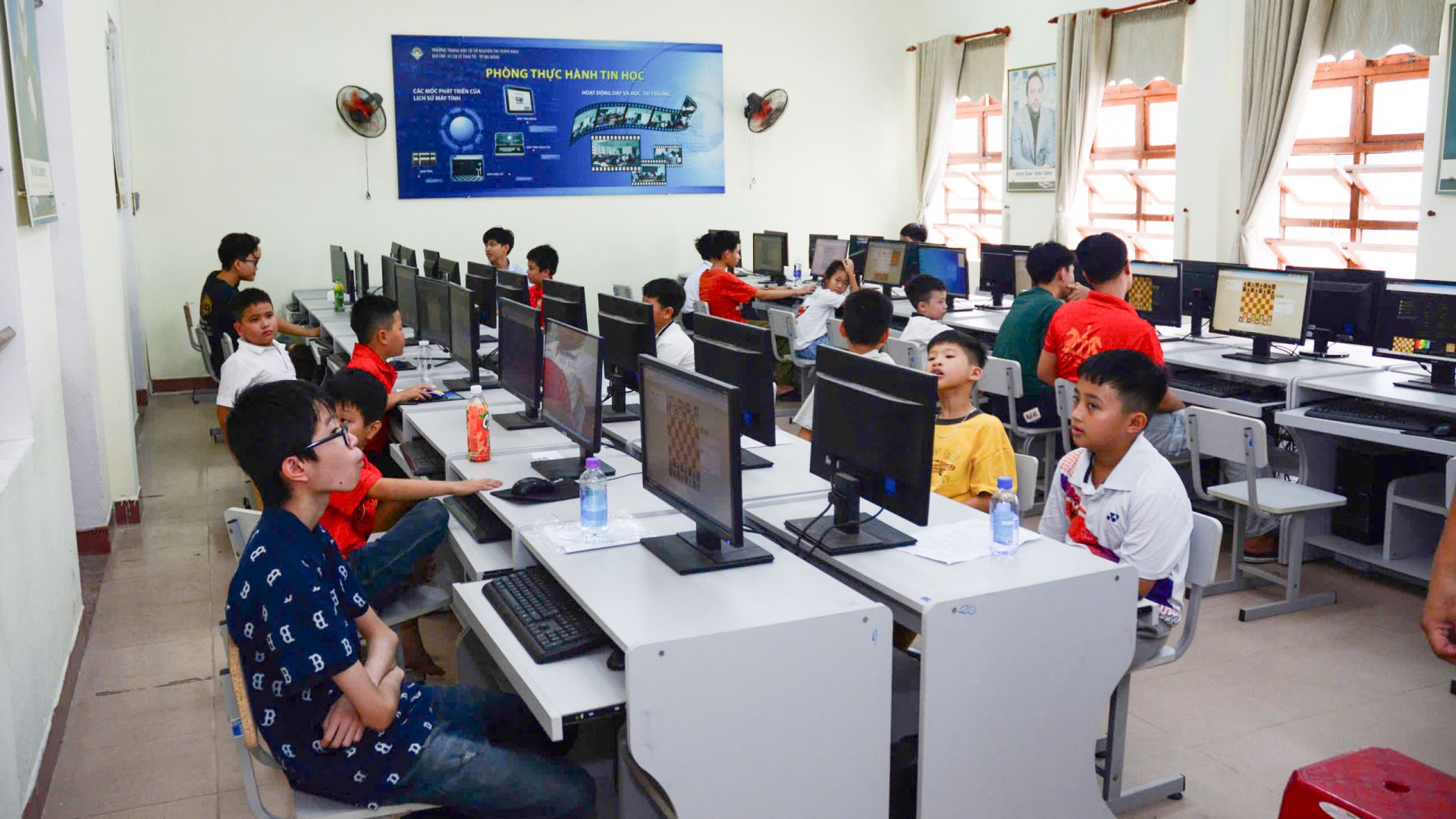 Các kỳ thủ miền Trung thi đấu tại Đà Nẵng Các kỳ thủ miền Trung thi đấu tại Đà Nẵng