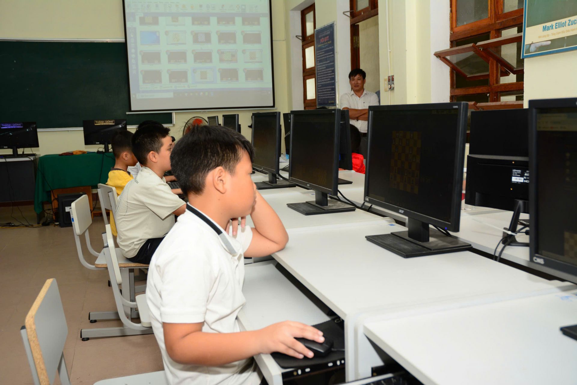 Các trận đấu diễn ra hấp dẫn khi các kỳ thủ đều xuất sắc và có kỹ năng chơi cờ tốt Các trận đấu diễn ra hấp dẫn khi các kỳ thủ đều xuất sắc và có kỹ năng chơi cờ tốt