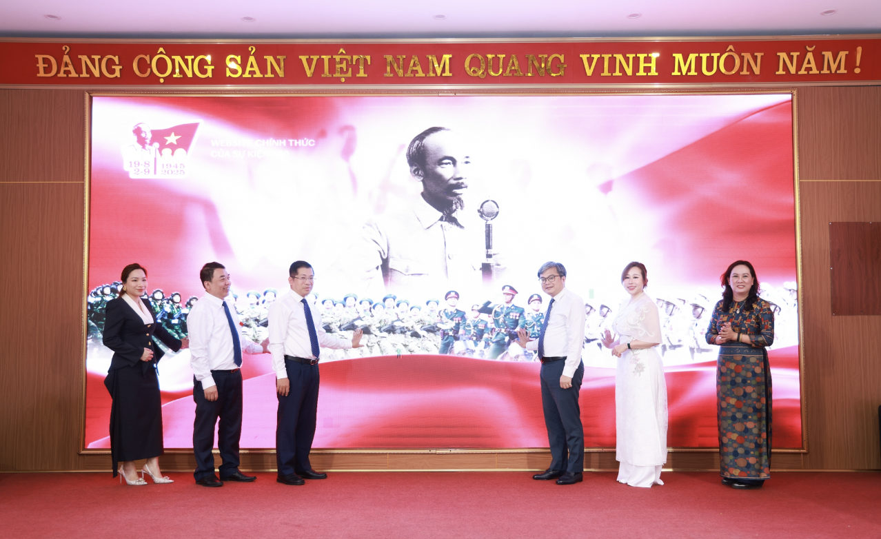 Hà Nội ra mắt ứng dụng "A80 - Tự hào Việt Nam": Nắm trọn lịch lễ, lan tỏa tinh thần dân tộc