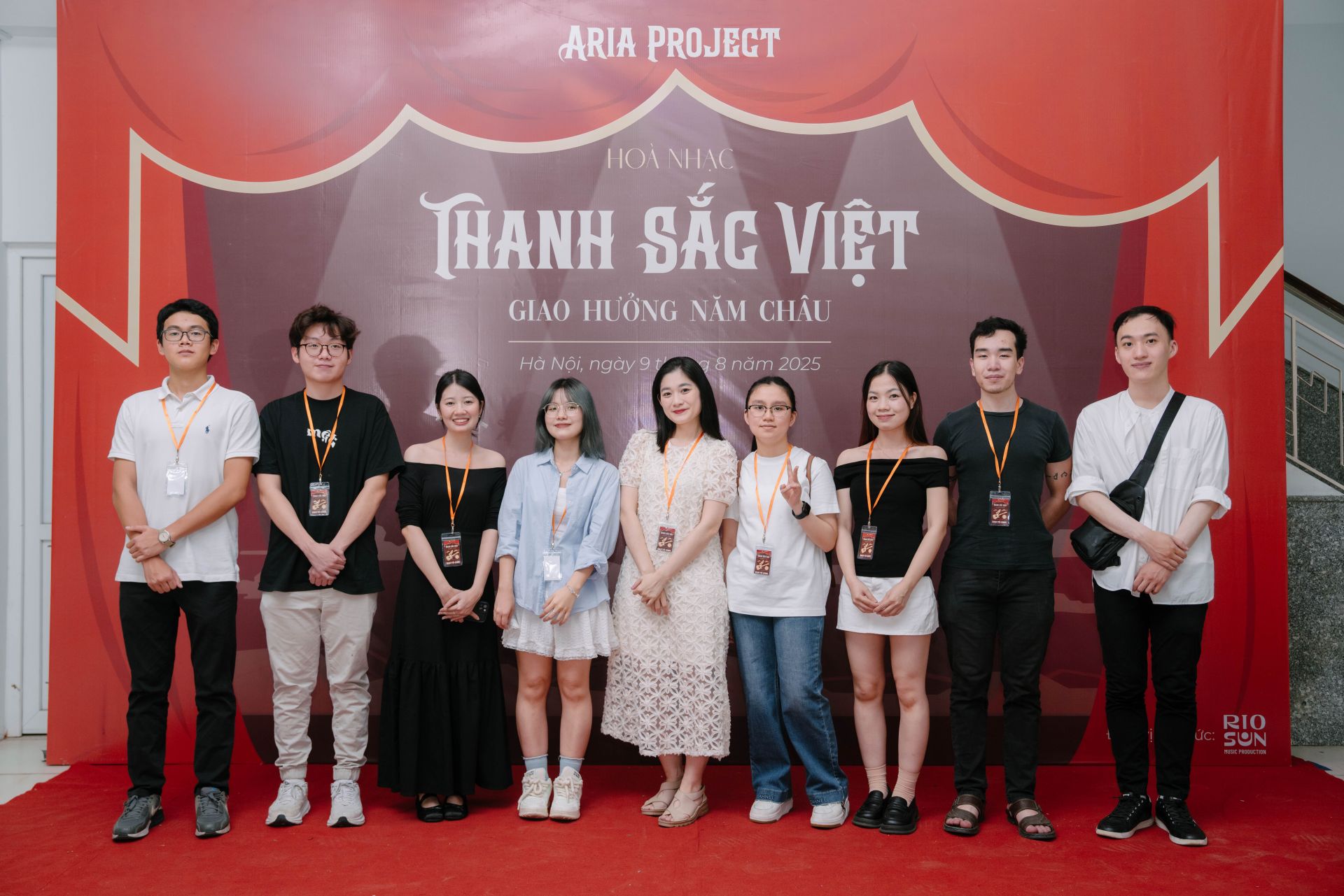 Chương trình được tổ chức bởi một nhóm các bạn học sinh THPT ở Hà Nội